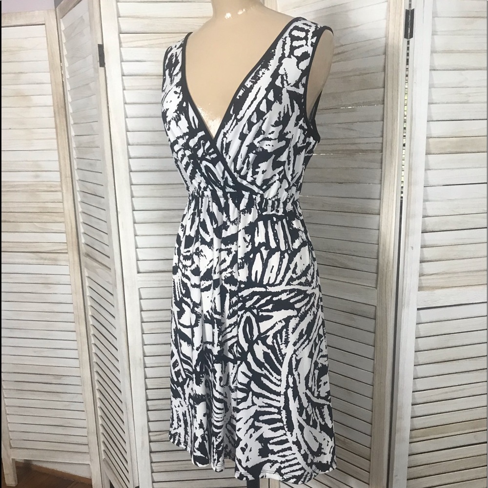 J Valdi Dress Stretchy Sz Large NEW CUTE!